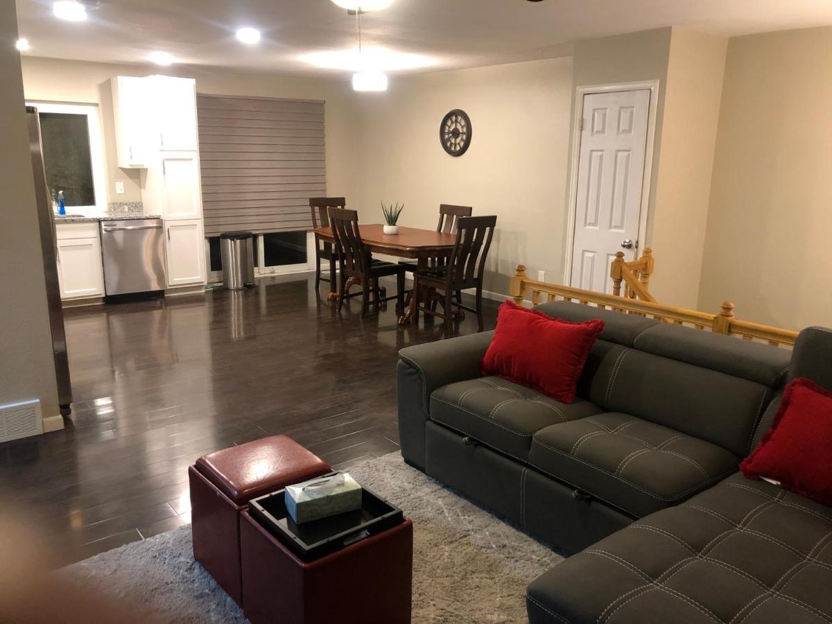 Milehi Vacation Home Pet Friendly Aurora Dış mekan fotoğraf